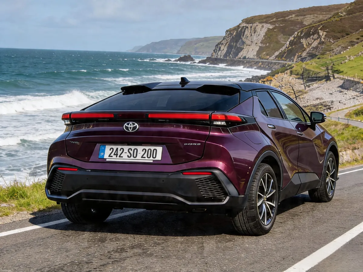 242 Toyota C-HR - Image 2