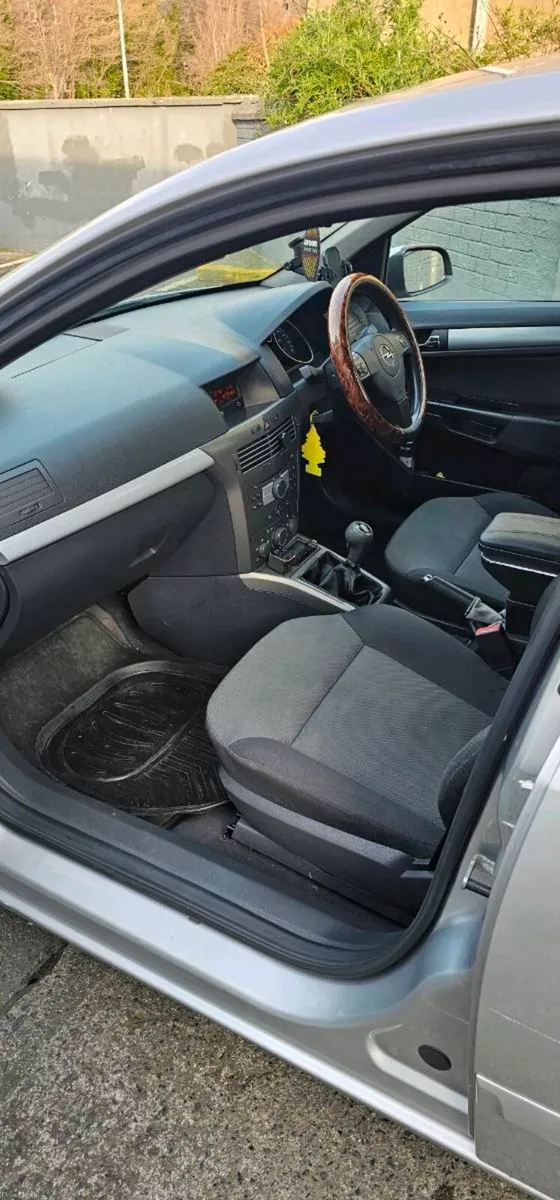 private car - Image 6