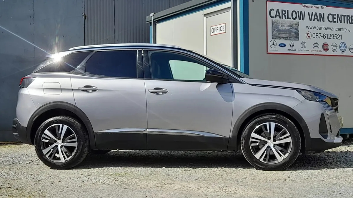 232 Peugeot 3008 1.5 BlueHDi 130bhp Auto Allure - Image 2