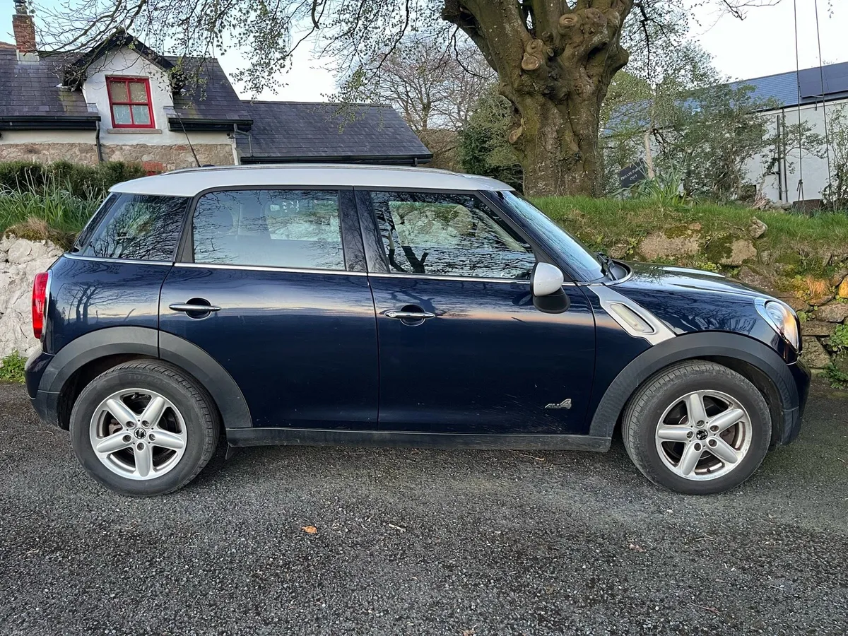 Mini Cooper Countryman - Image 2