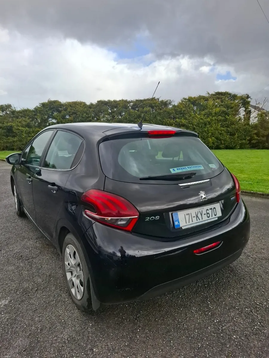 Peugeot 208 2017 - Image 2