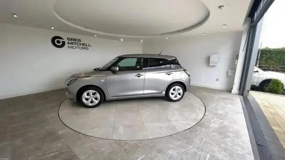 Suzuki Swift 1.2 Mild Hybrid Motion 5dr - Image 4