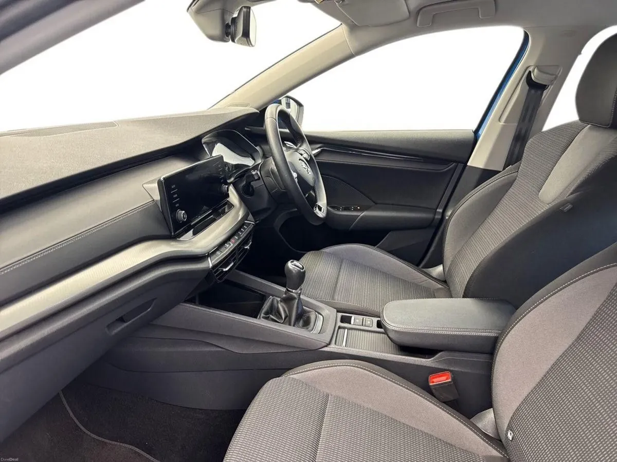 Skoda Octavia 2.0TDI AMB *4.9% APR* €100 PER WEEK - Image 3