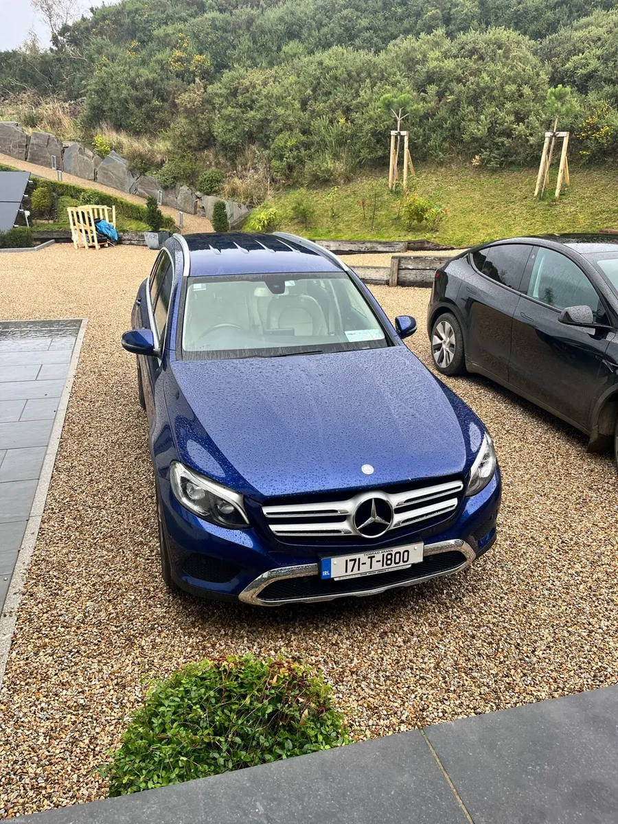 Mercedes-Benz GLC 2017 - Image 4