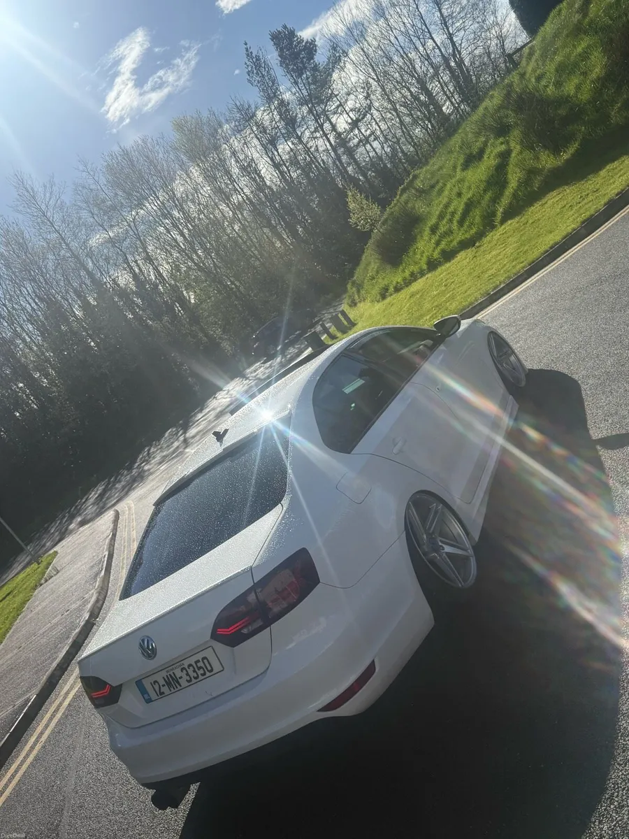 Bagged sunroof Jetta - Image 3