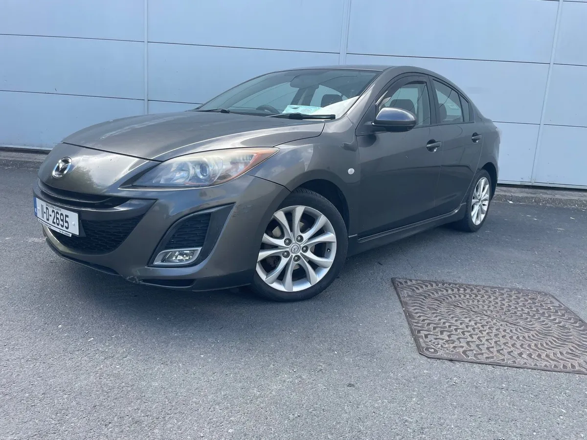 2011 Mazda 3 NEW NCT & TAX - Image 2