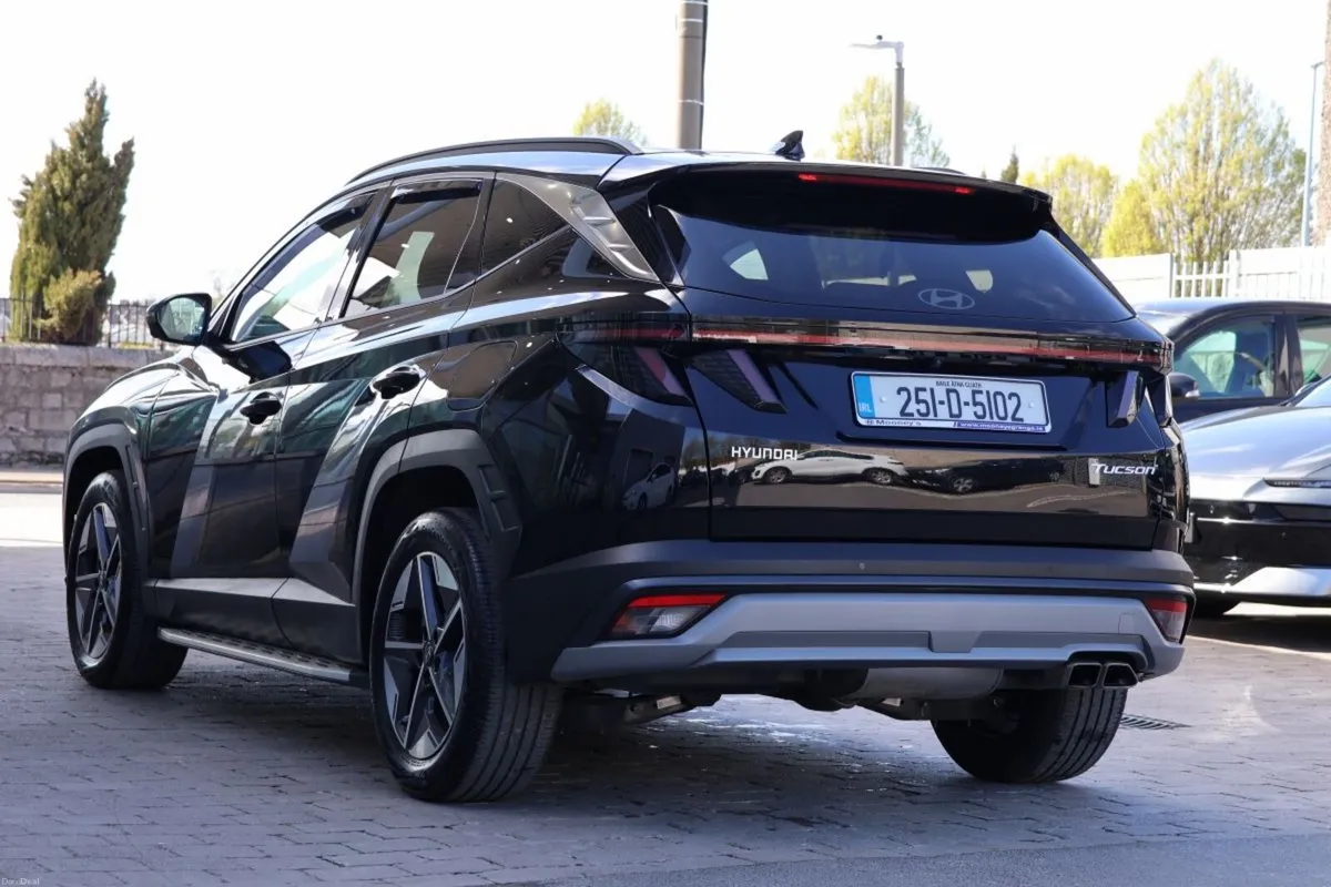 Hyundai Tucson Tucson FL Executive Plus. Side Step - Image 4