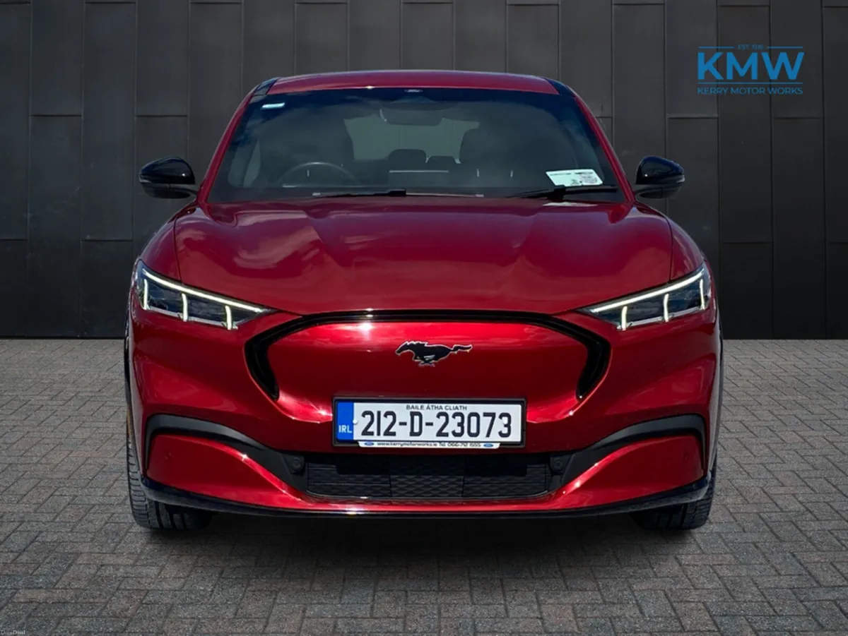 Ford Mustang Mach-E AWD - Image 3