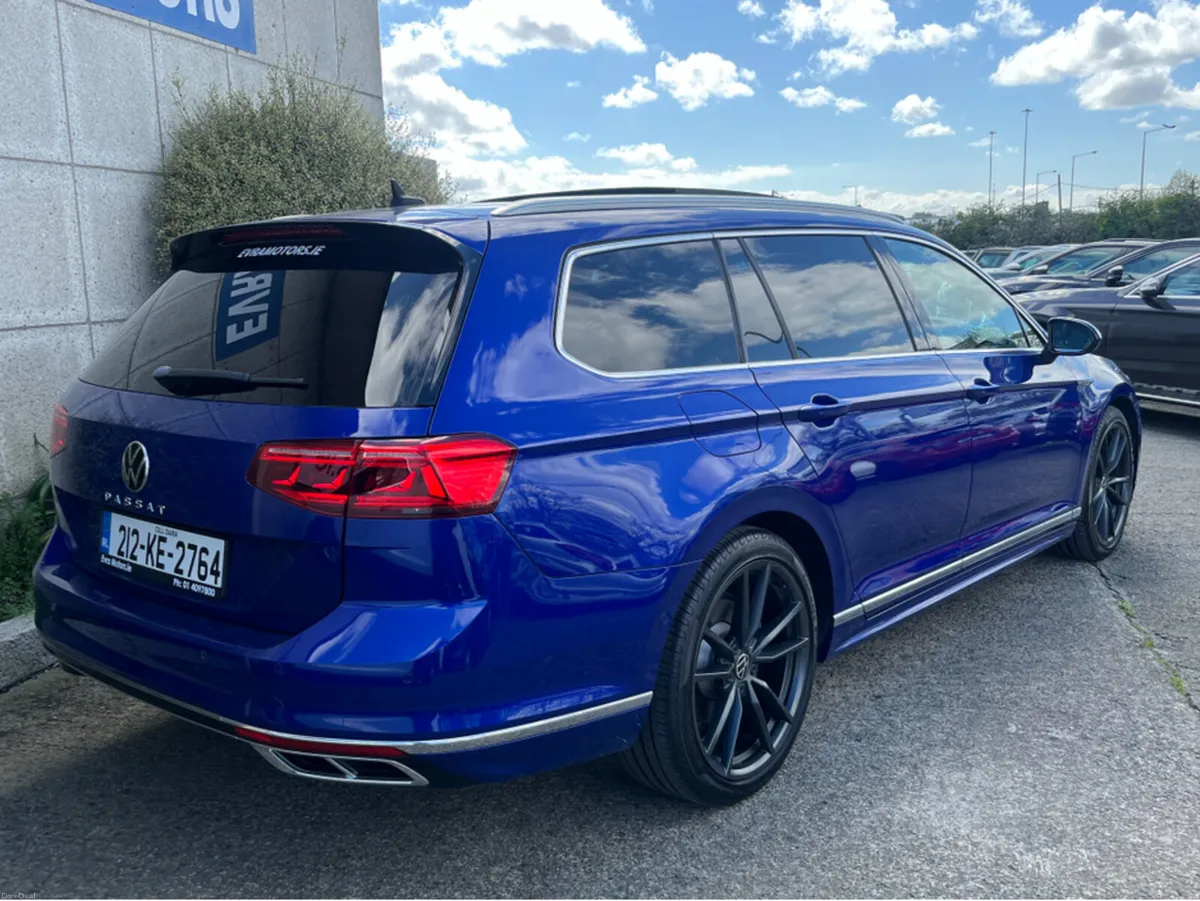 Volkswagen Passat R-LINE ESTATE AUTOMATIC 2.0 DIES - Image 4