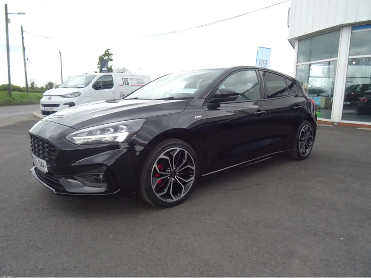 Ford Focus 1.0 X EDITION MH ST-LINE - Image 2