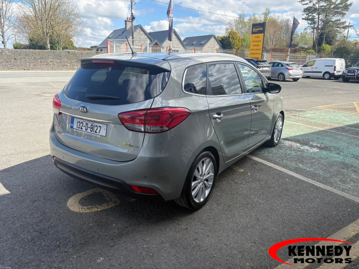 Kia Carens 1.7 PLATINUM 5DR - Image 3