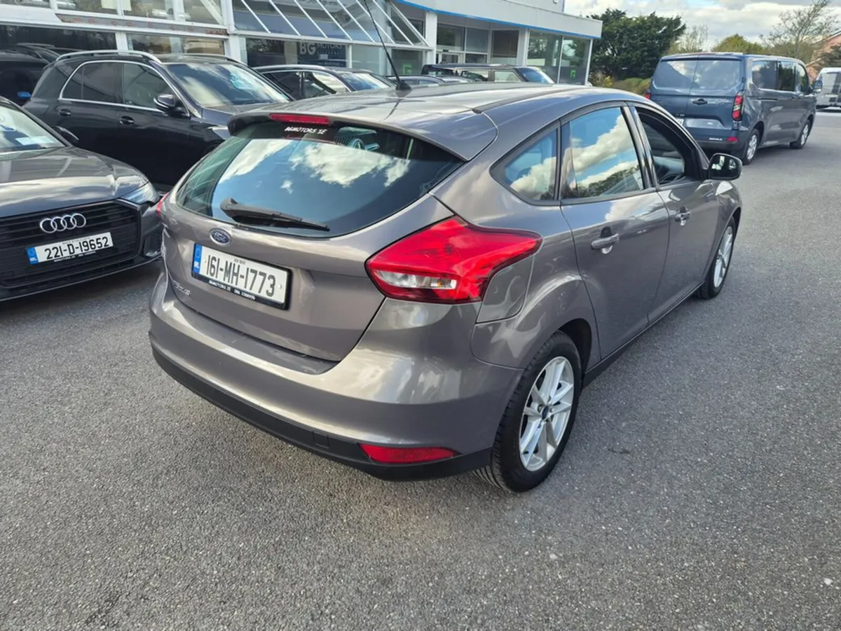 Ford Focus Style 1.6 TDCI 95PS 5DR 4DR - Image 3
