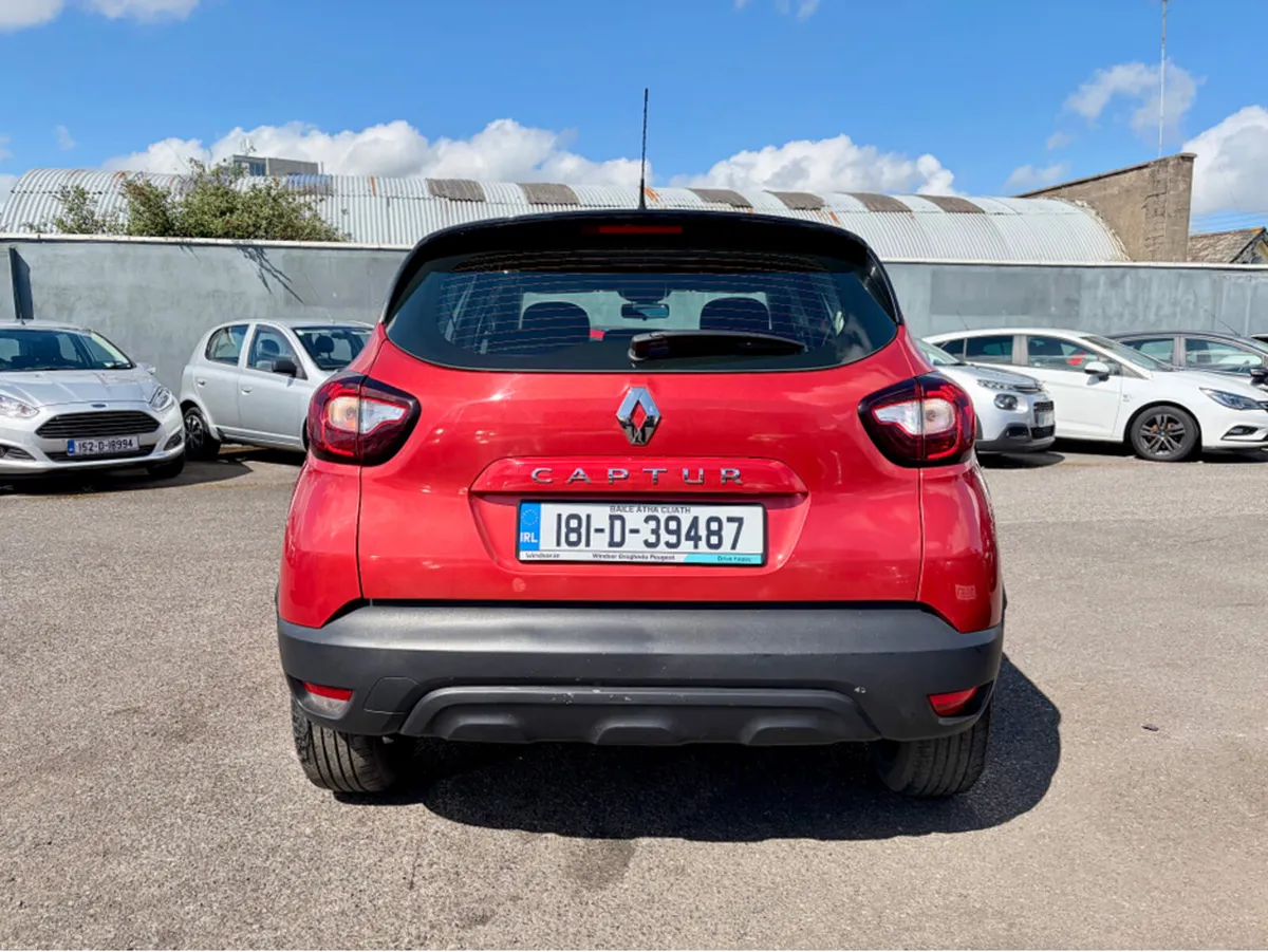 Renault Captur DYNAMIQUE NAV - Image 6