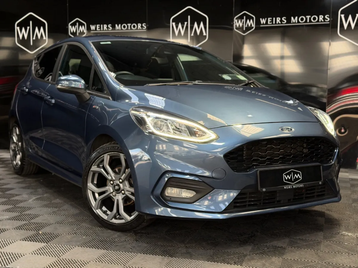 Ford Fiesta ST-LINE 1.1 85PS 5DR ONE OWNER IRISH C - Image 4