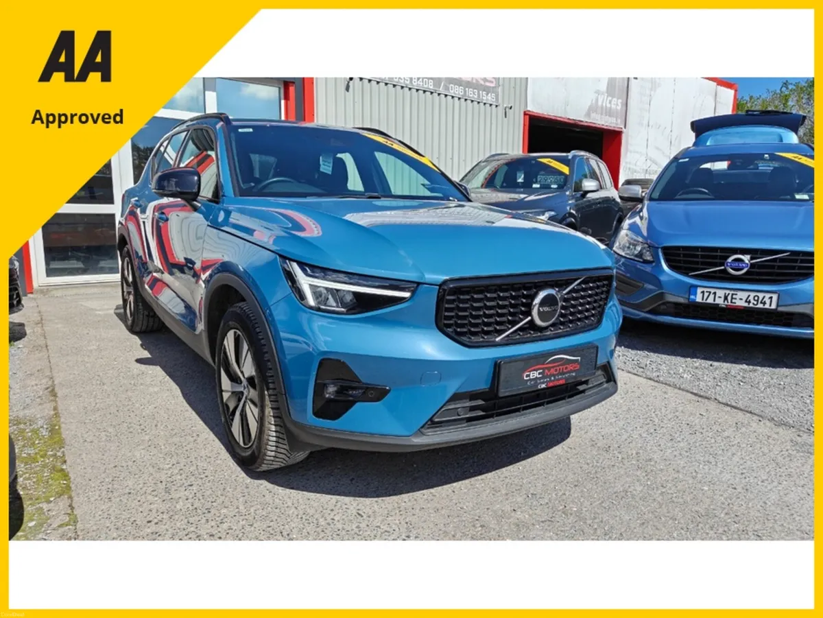 Volvo XC40 2023 T4 PLUS Petrol/Plug In Hybird - Image 4