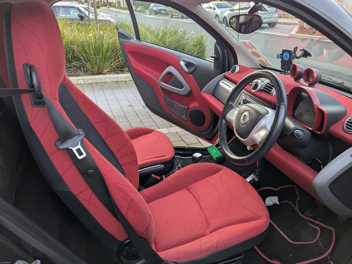 Smart Fortwo 2011 - Image 2
