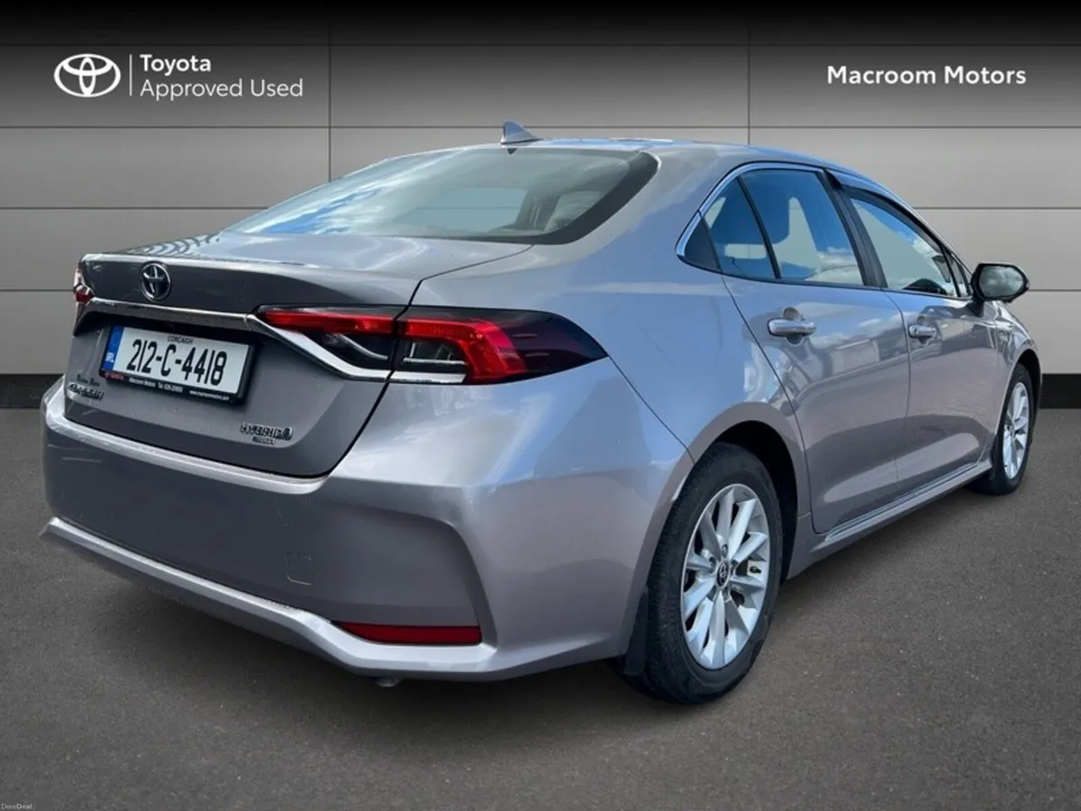 Toyota Corolla EASTER SALE!! HYB LUNA SALOON 4DR A - Image 2