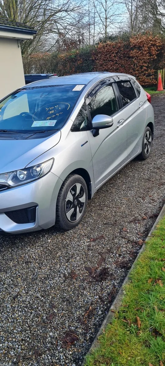 Honda Fit 2016 Hybrid Automatic - Image 3