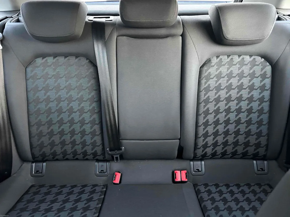 AUDI A3 1.4 TFSI AUTO 2015 - Image 4