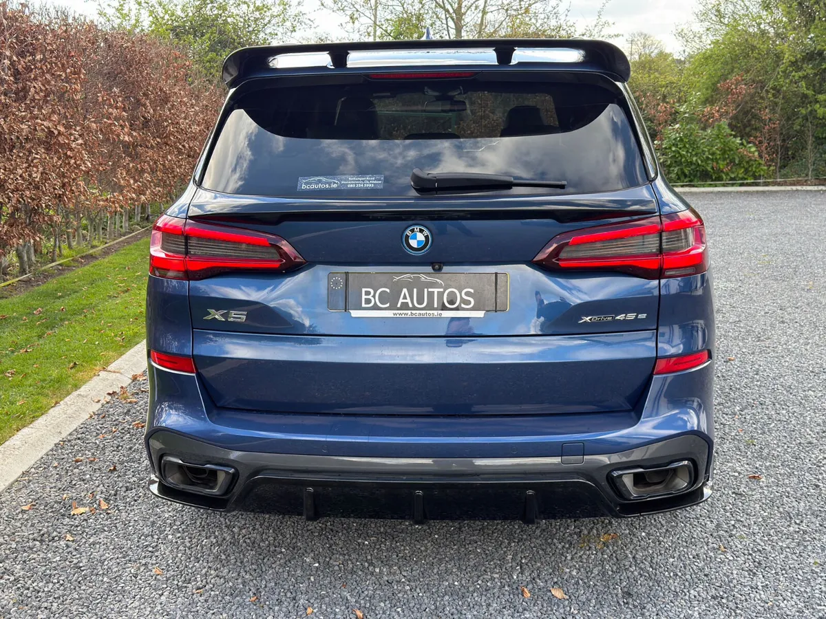 2023 BMW X5 45e M Sport - Image 6