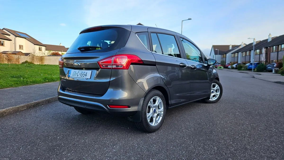171 Ford B-Max Titanium 1.6 Petrol Auto 1 Owner - Image 2