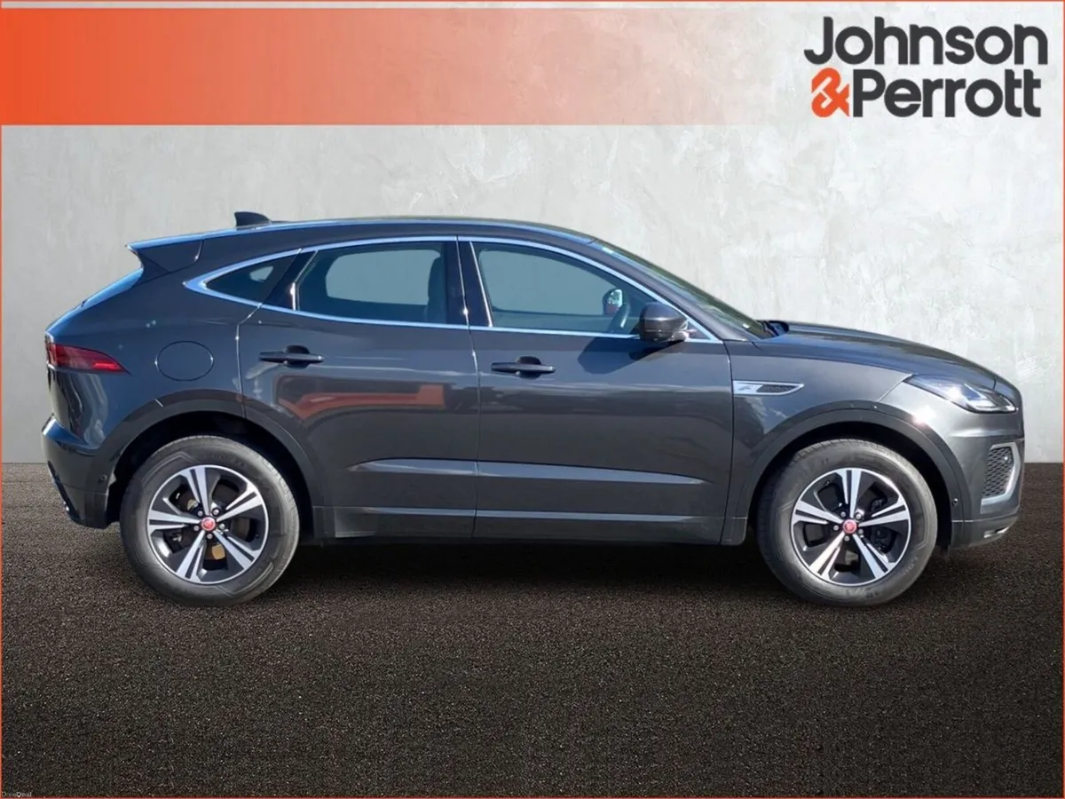 Jaguar E-Pace 1.5 I3 PHEV 300 PS AWD R-Dynamic S - Image 6
