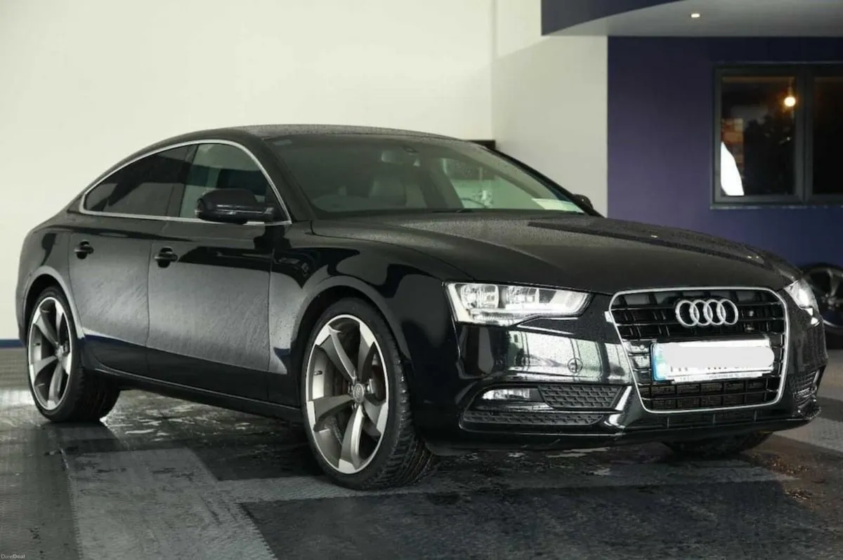 Audi A5 2.0 TDI SE TECHNIK SPORTBACK - Image 1