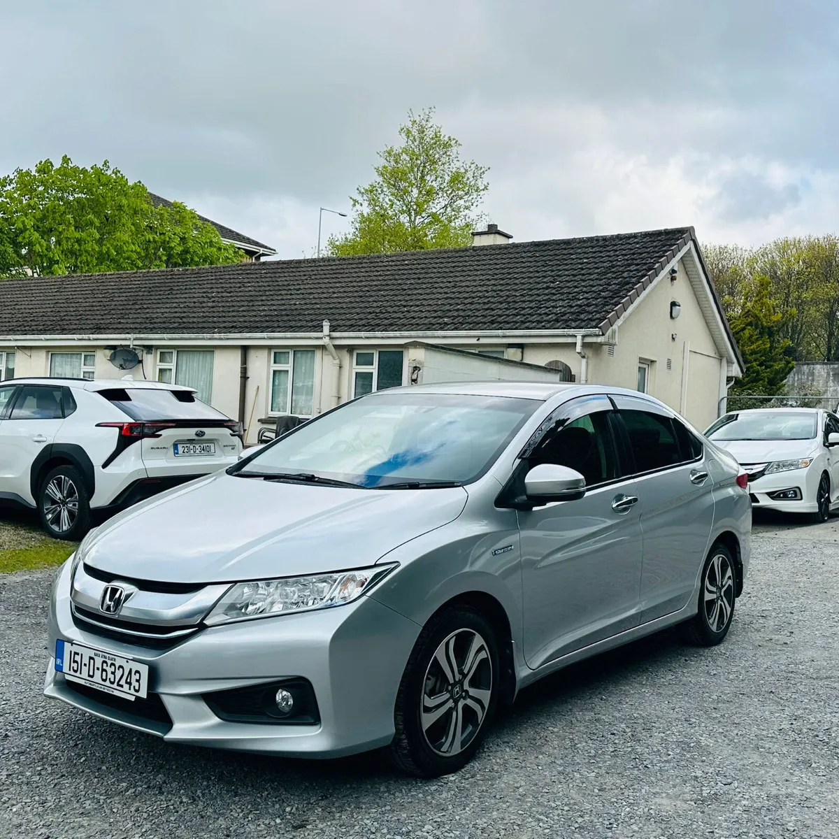 HONDA GRACE/CIVIC 2015  44000 KM ONLY - Image 4