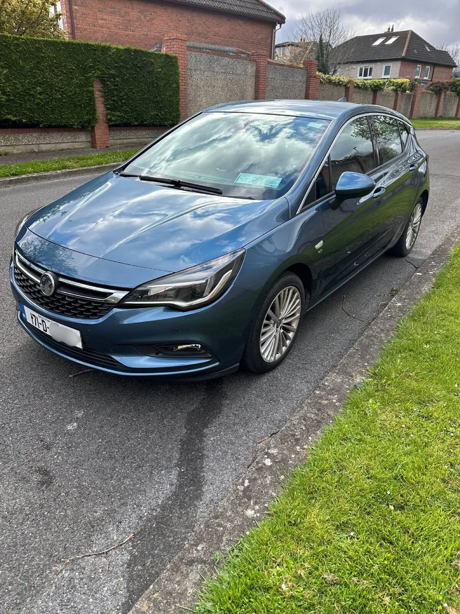 Vauxhall Astra 2017 1.6 CDTI ELITE - Image 1