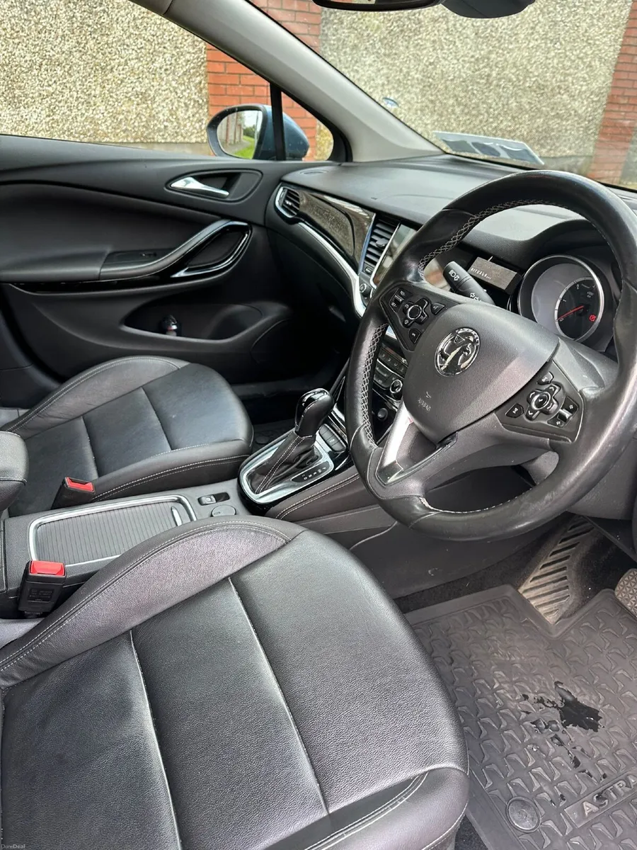 Vauxhall Astra 2017 1.6 CDTI ELITE - Image 4