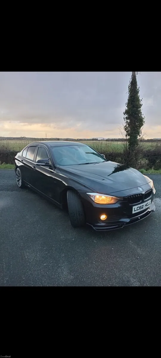 BMW 3-Series 2012 - Image 5