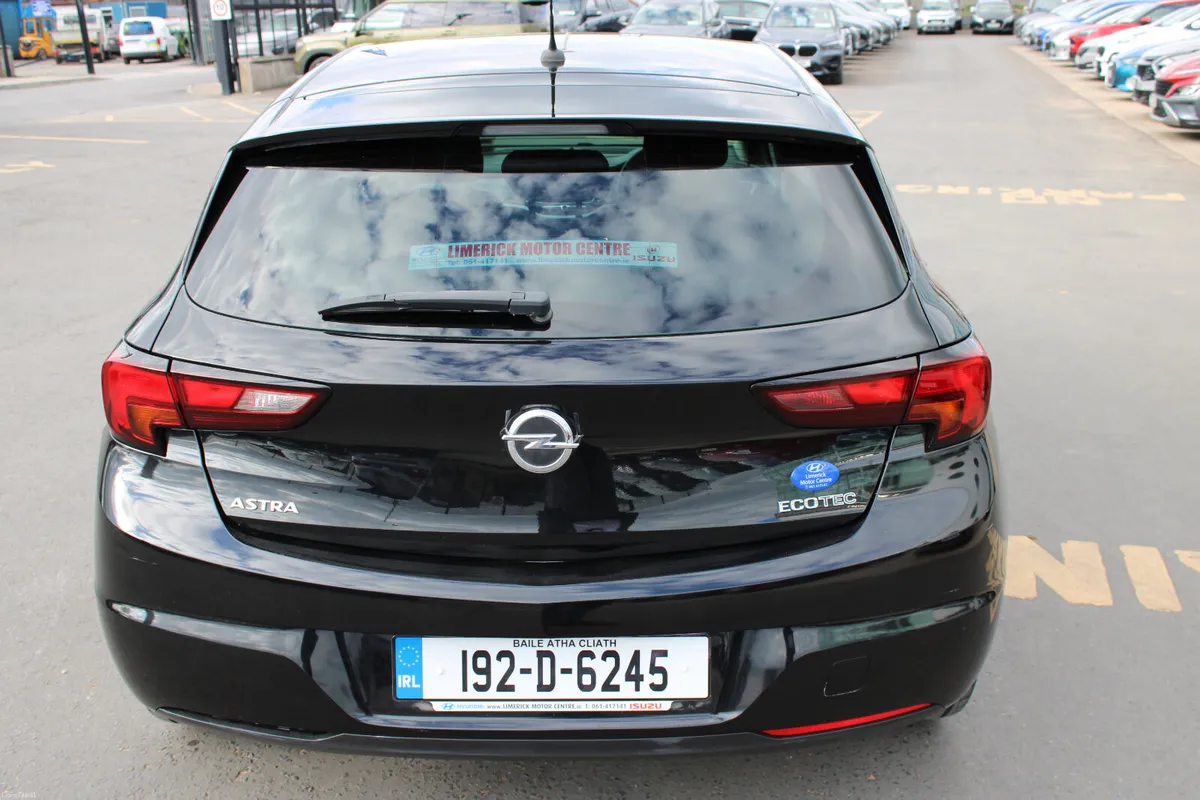 Opel Astra 2019 - Image 4