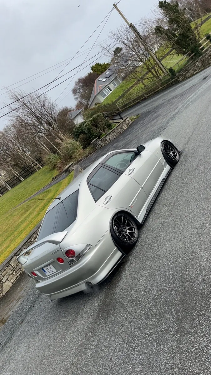 2004 Toyota Altezza - Image 1