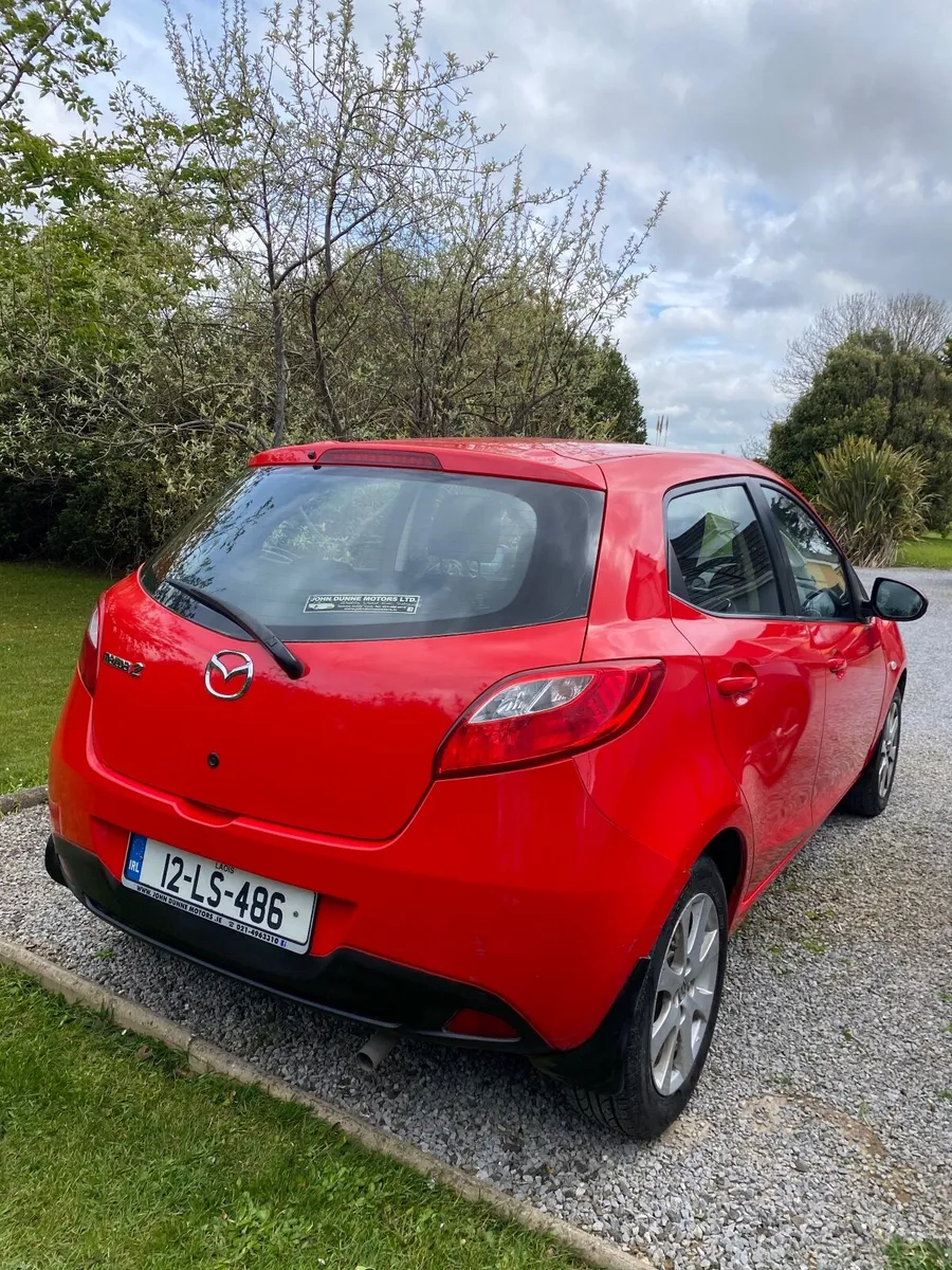 Mazda2 2012 - Image 2