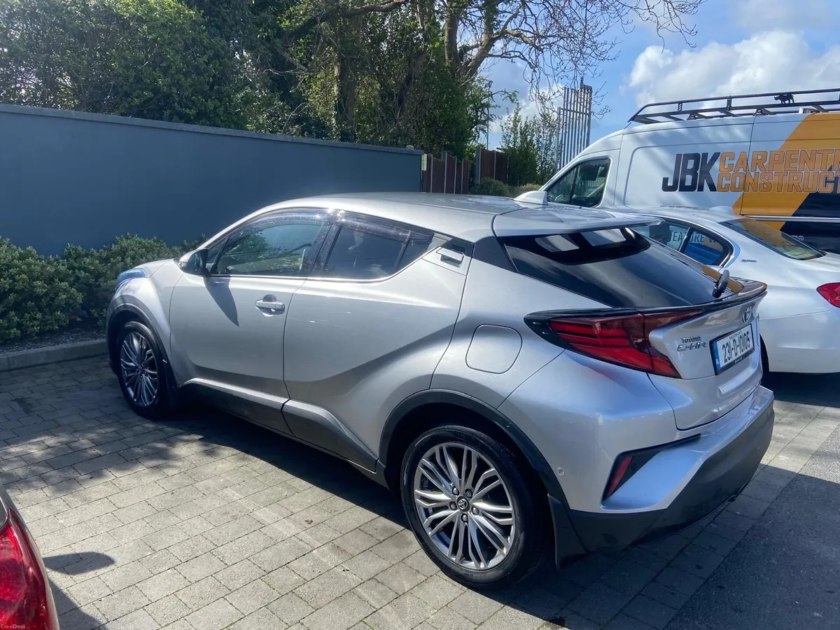 Toyota CHR hybrid Auto - Image 4