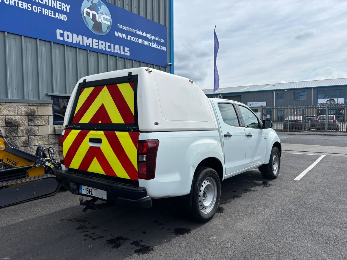 For Sale: 2015 Isuzu DMax - Image 3