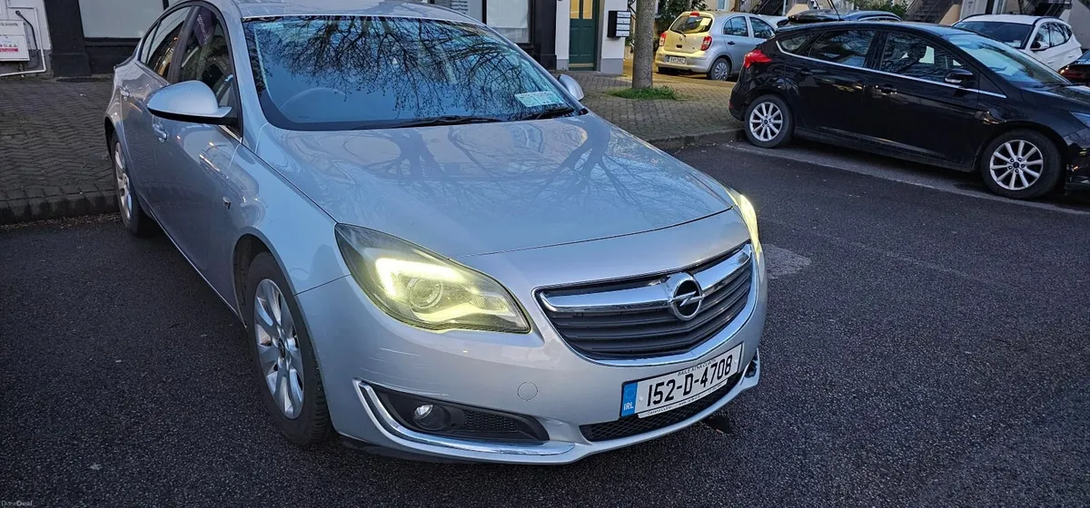 Beautiful 2015 Opel Insignia for sale - Image 1