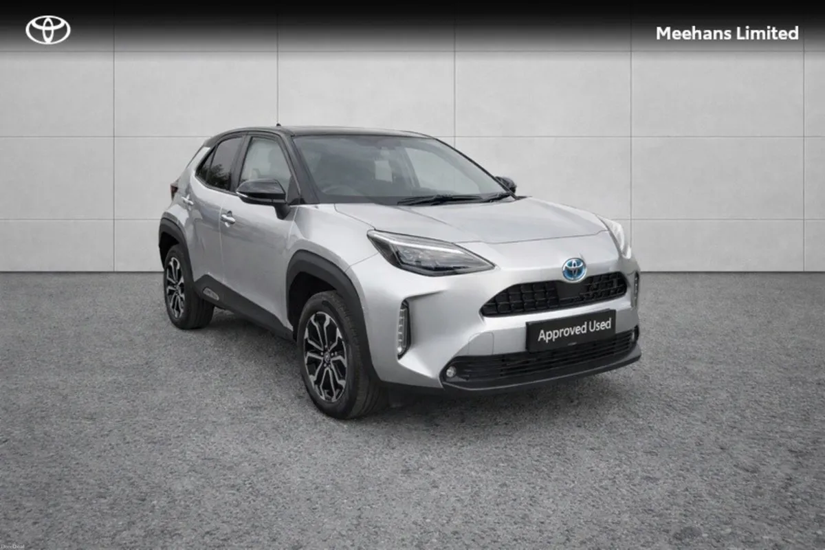 Toyota Yaris Cross YARIS CROSS LUNA SPORT - Image 1