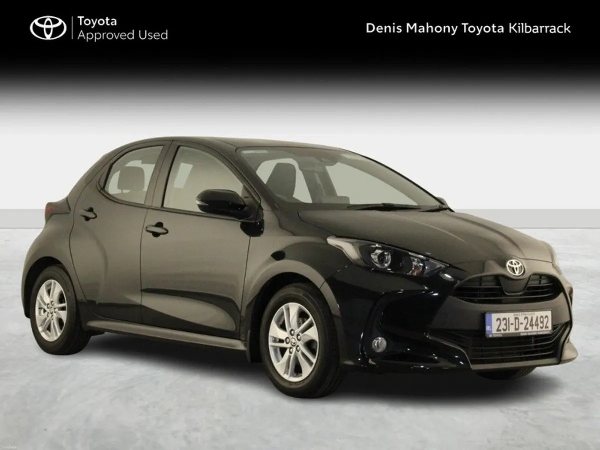 Toyota Yaris 1.0 LUNA 4DR - Image 1