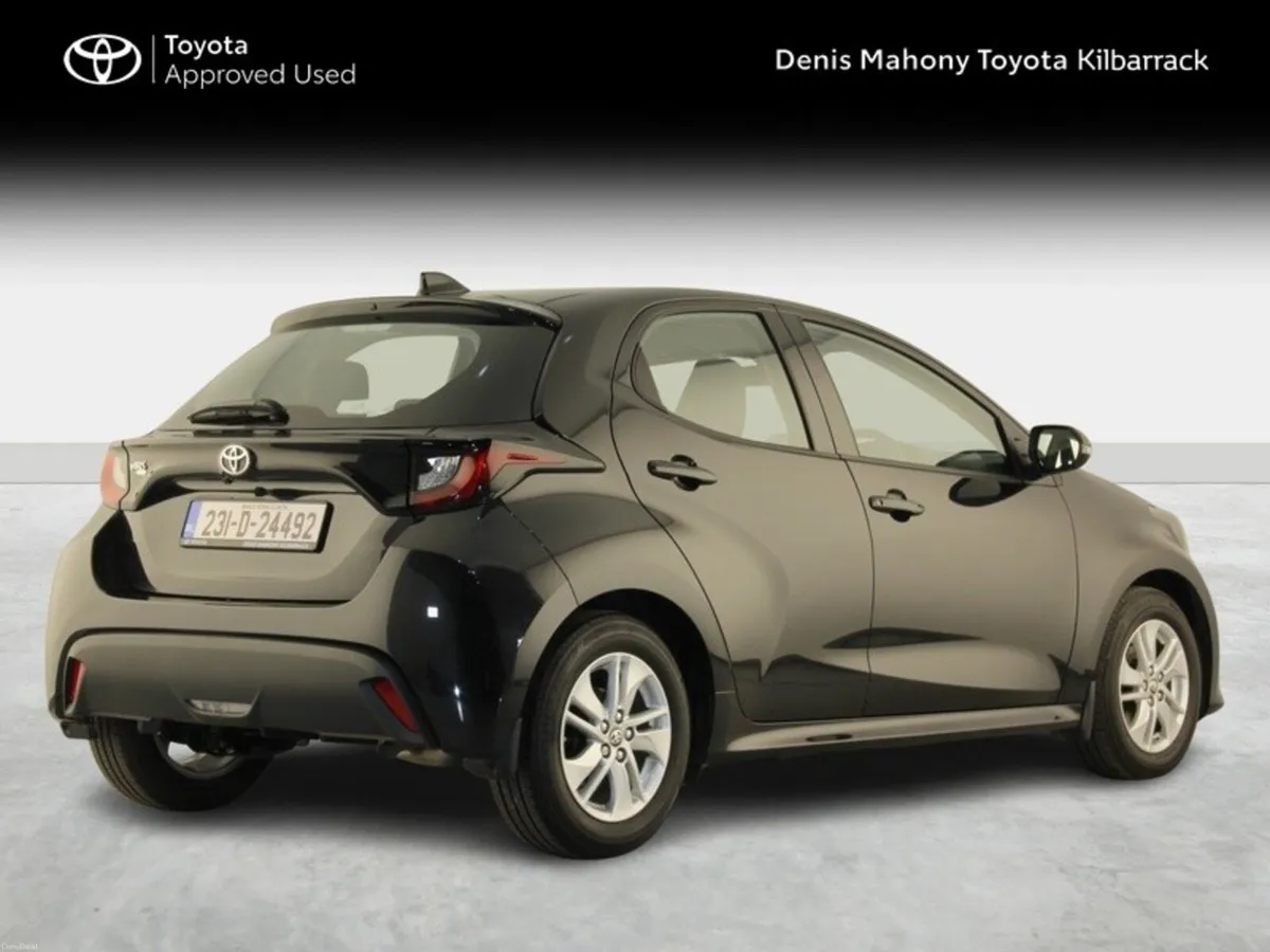 Toyota Yaris 1.0 LUNA 4DR - Image 2