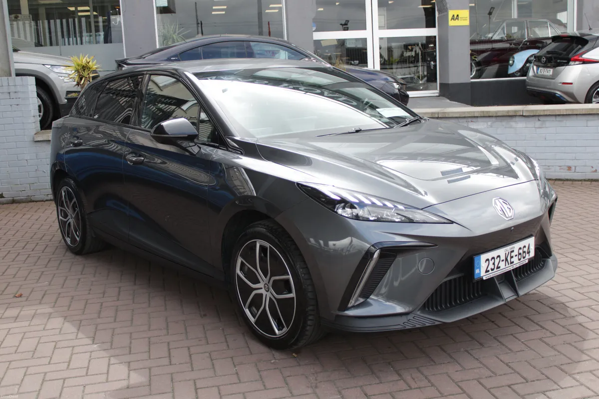 2023 MG MG4 LR EXCLUSIVE - Image 2