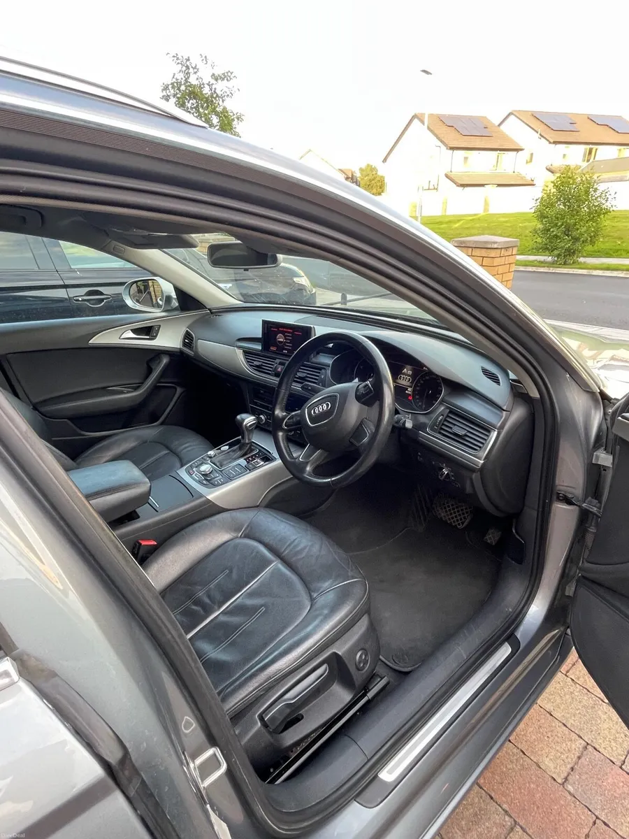 Audi A6 2012 Estate Automatic - Image 3