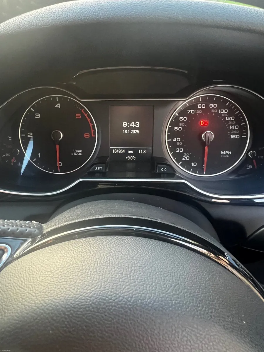 Audi A4 2013 - Image 2