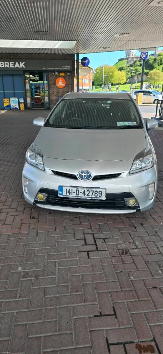 Toyota prius 1.8 - Image 1