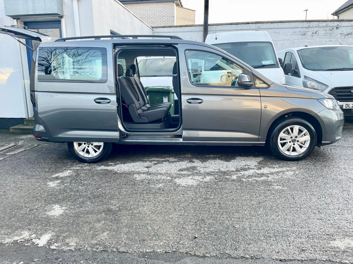 Volkswagen Caddy Maxi Life 2.0TDI DSG 7 Seat,2025 - Image 3