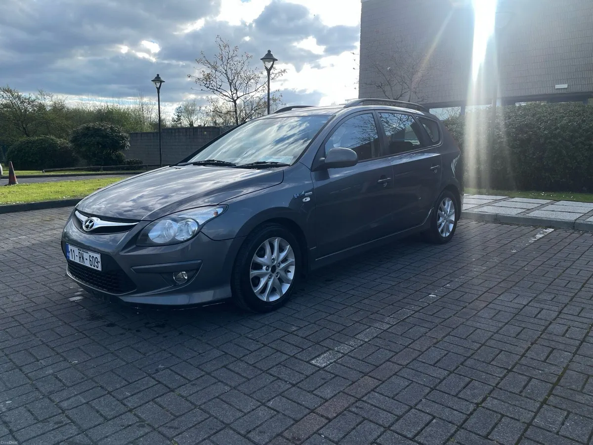 Hyundai i30 Estate NEW NCT - Image 3