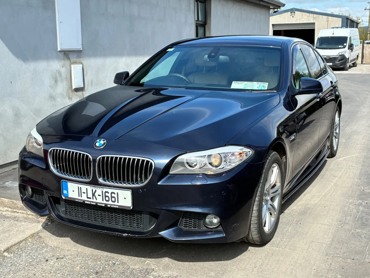 BMW 5-Series 2011 - Image 3