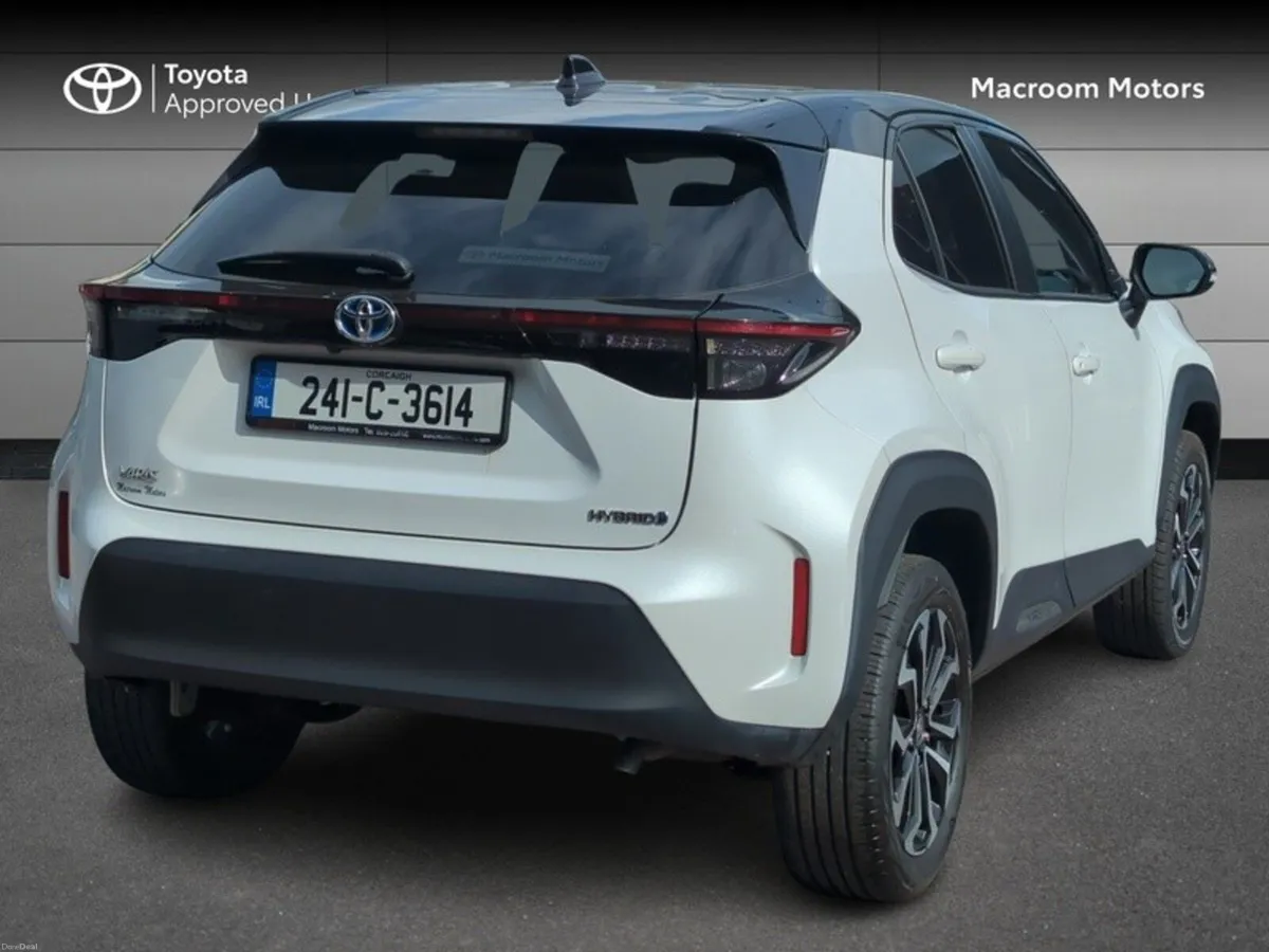 Toyota Yaris Cross CROSS LUNA SPORT 4DR AUTO - Image 2