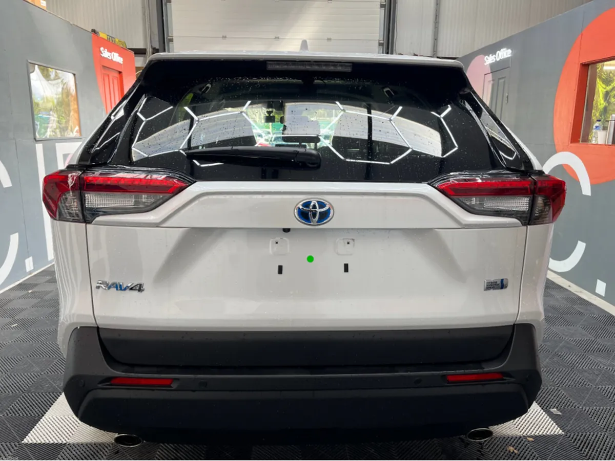 Toyota RAV4 2024 TOYOTA RAV4 HYBRID X 2.5 AUTOMATI - Image 3