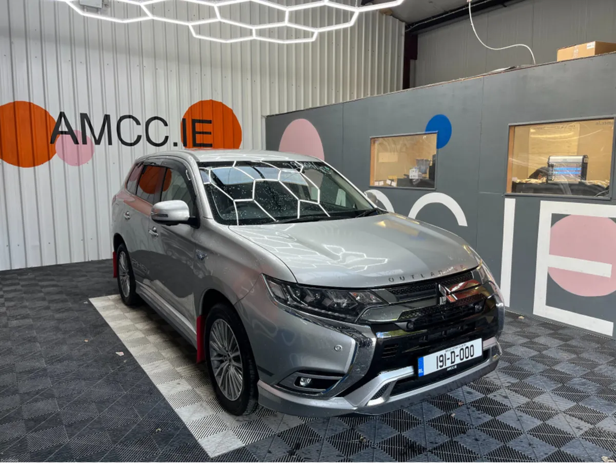 Mitsubishi Outlander 2019 MITSUBISHI OUTLANDER G P - Image 1